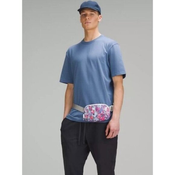 LULULEMON Everywhere Belt Bag Long Strap 1L Flower Glide Multi Vapor NWT - Picture 8 of 9